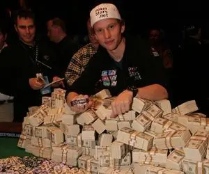 Les joueurs de poker en ligne millionaires