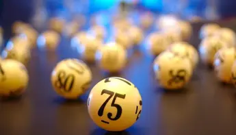 Keno en ligne: règles, variantes et stratégies